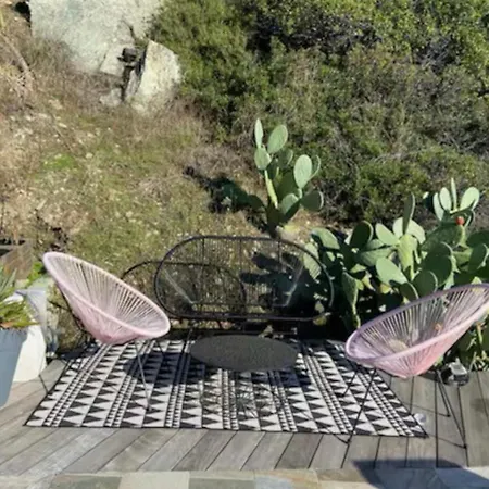 De Avec Piscine Au Bord De San-Martino-di-Lota