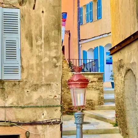 Du Cap Villa San-Martino-di-Lota