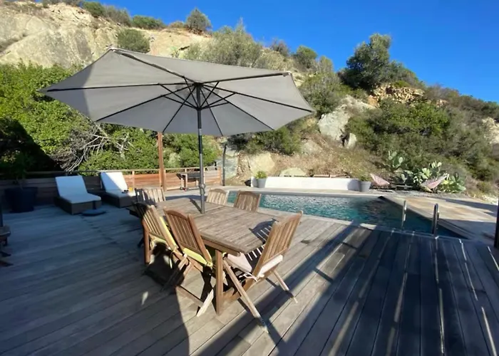 别墅 De Avec Piscine Au Bord De