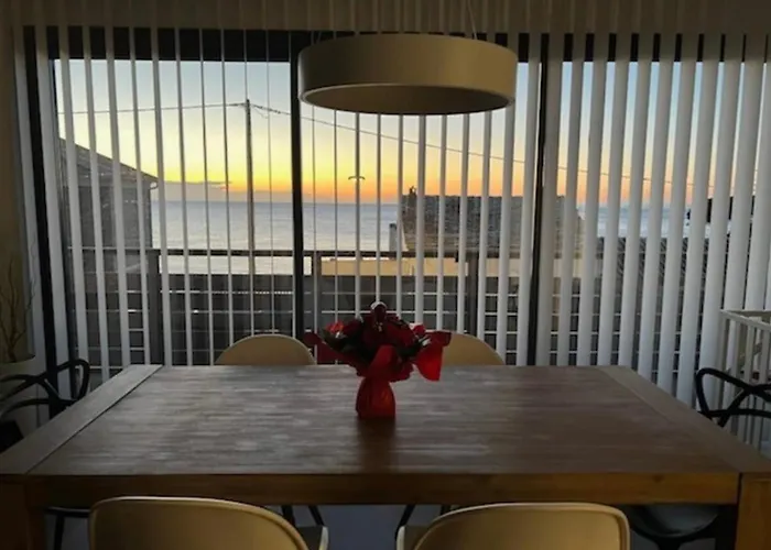 别墅 De Avec Piscine Au Bord De