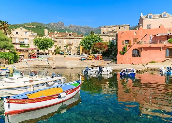 De Avec Piscine Au Bord De San-Martino-di-Lota